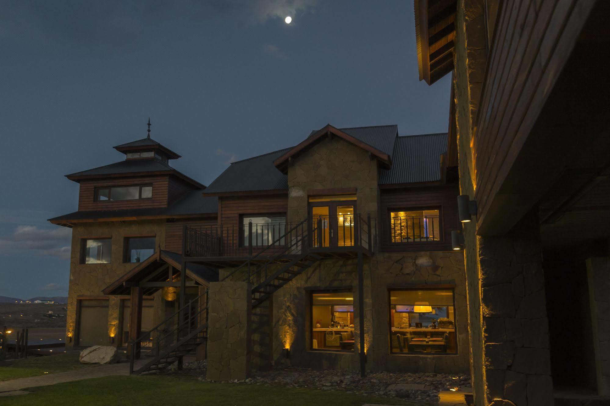 Imago Hotel & Spa Ел Калафате Екстериор снимка